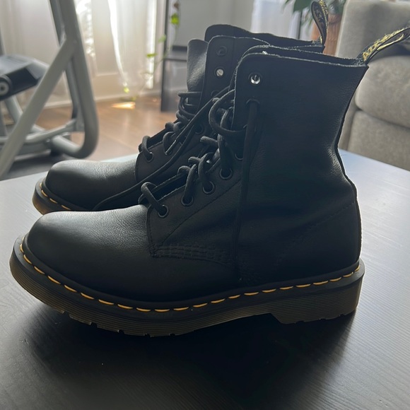 Dr. Martens Shoes - Womens black leather Dr. Martens lace up Chelsea Boots